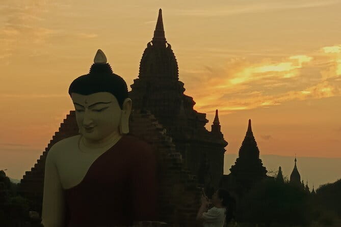Bagan Private Tour - Temples and pagodas, with useful Buddhist context