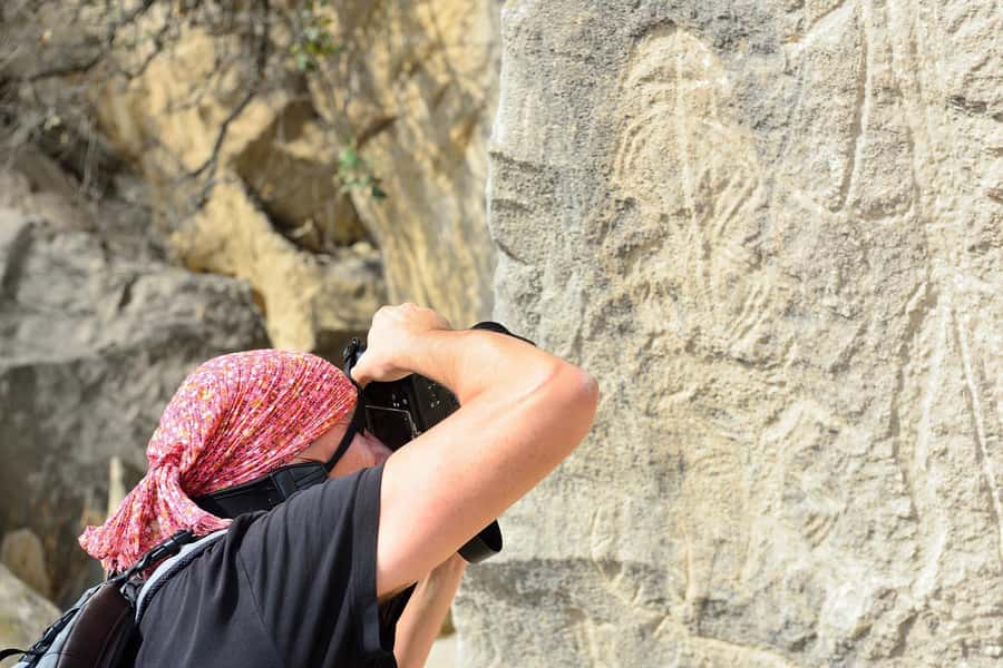 Baku: Gobustan/Absheron guided tour with lunch and tickets - Ateshgah Fire Temple and the final story