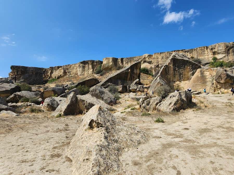 Baku: Gobustan, Mud Volcano, Fire Mount, Temple Lunch Entry - Why this makes a strong day outside Baku