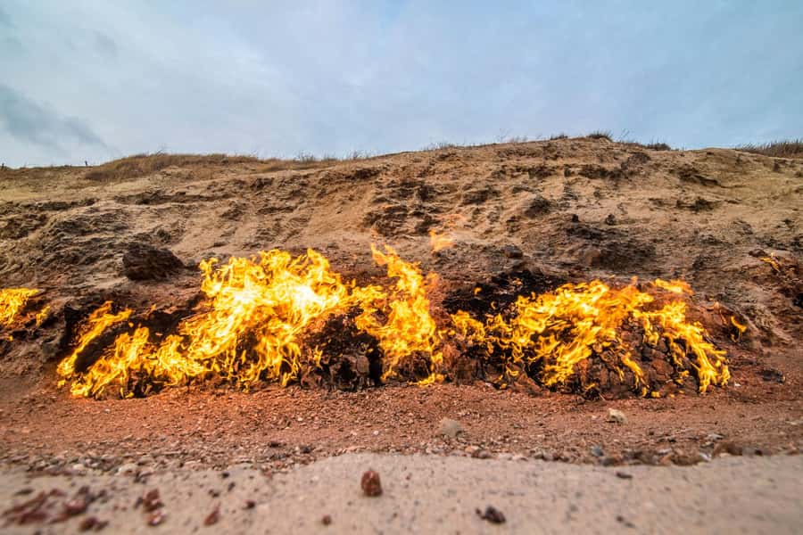 Baku: Gobustan, Mud Volcanoes & Absheron (Group or Private) - Lunch and the long return toward Baku