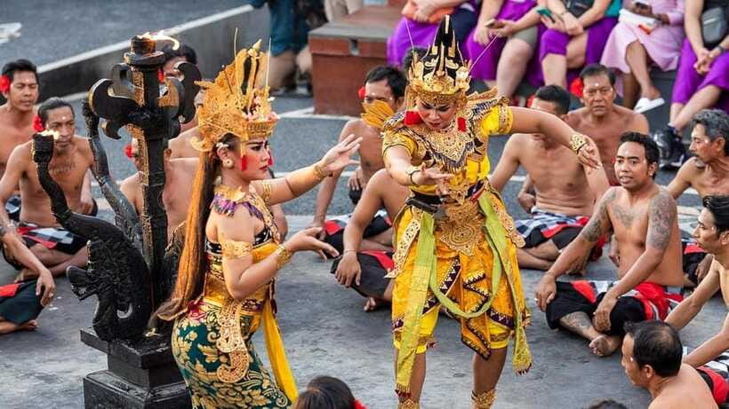 Bali: Beaches, Uluwatu Temple Sunset & Fire Kecak Dance Show - The Kecak Fire Dance is the cultural payoff