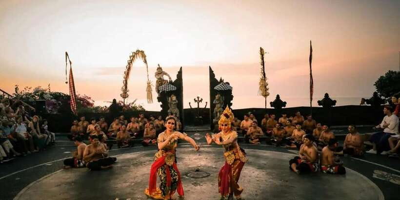 Bali: Beaches, Uluwatu Temple Sunset & Fire Kecak Dance Show - Should you book the Uluwatu sunset tour?