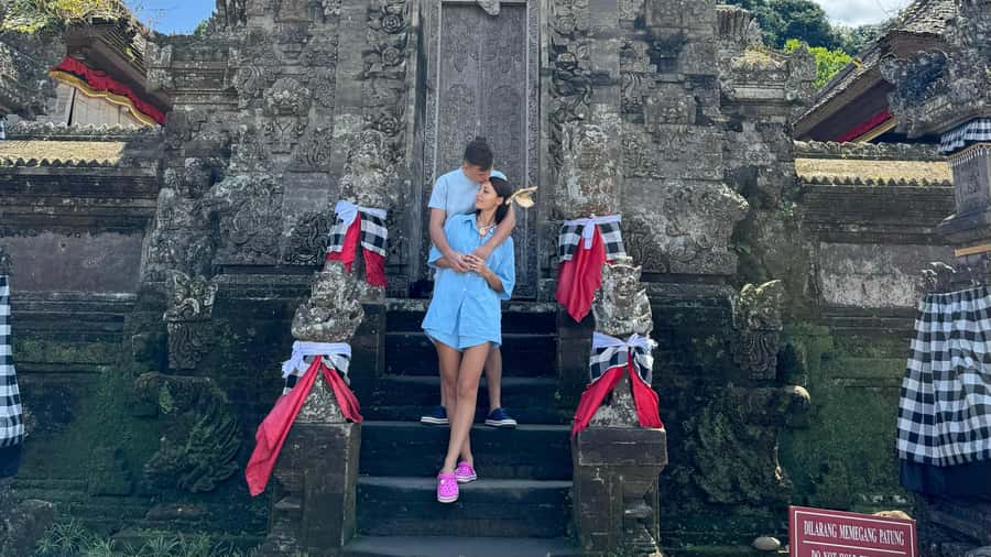 Bali: Besakih temple, Tukad Cepung waterfall, Penglipuran - Practical advice for a smoother day