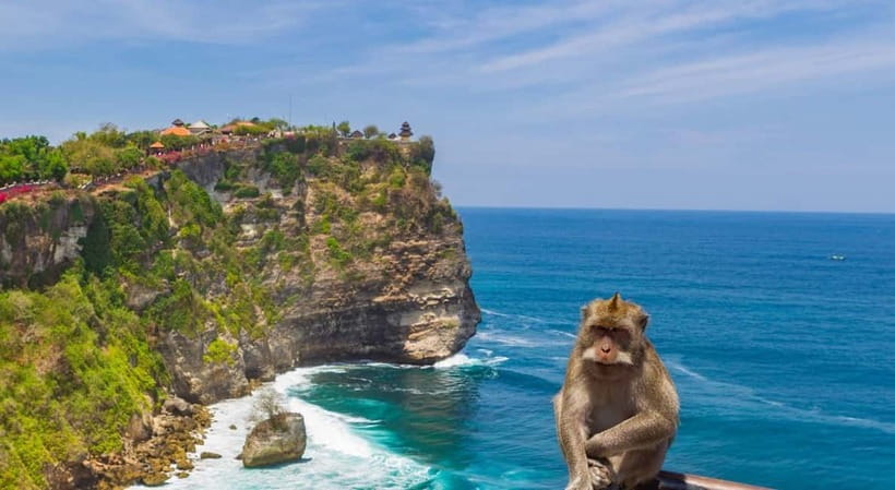 Bali: Customised Uluwatu Tour With Transfer Drop off/Pick up - Key points at a glance