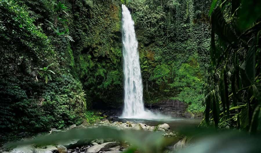 Bali: Full-Day Tour of Nungnung Waterfall, Tanah Lot Tample - Tanah Lot saves the most famous view for last