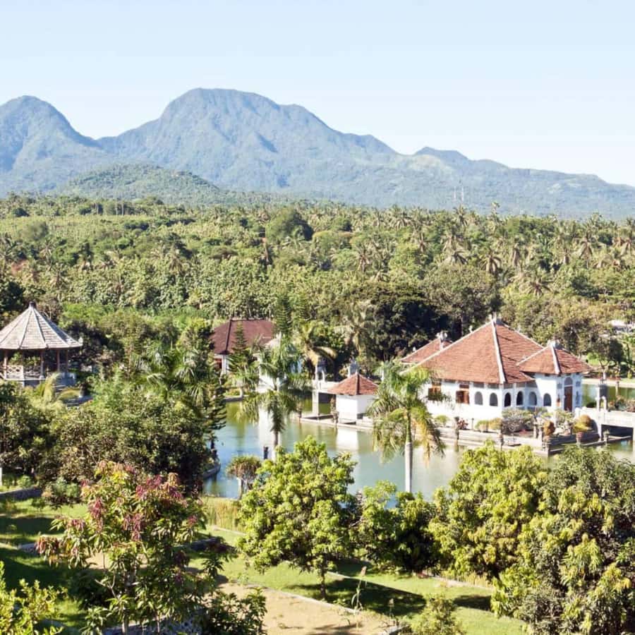 Bali: Gate Of Heaven Tour - Lempuyang Temple - Taman Ujung’s wide water-palace setting