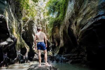 Hidden Canyon, Waterfall & Temples Small Group Tour