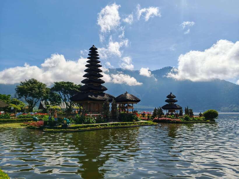 Bali: Lake Temple, Jatiluwih Rice Terrace & Waterfall Tour - Banyumala Waterfall is the active part