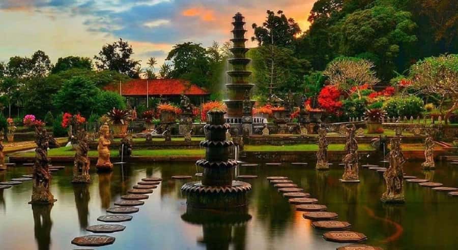Bali: Lempuyang Temple, Tirta Gangga, and Taman Ujung Tour - Tirta Gangga’s stepping stones and koi ponds