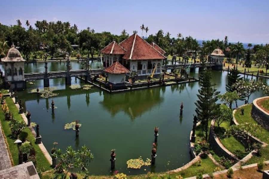 Bali: Lempuyang Temple, Tirta Gangga, Taman Ujung & Beach - Should you book it?