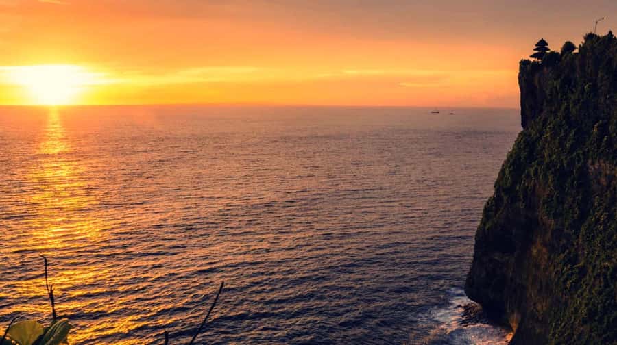 Bali: Monkey Forest, Tegalalang, Uluwatu & Kecak Dance Tour - The Kecak Dance makes the long day worthwhile