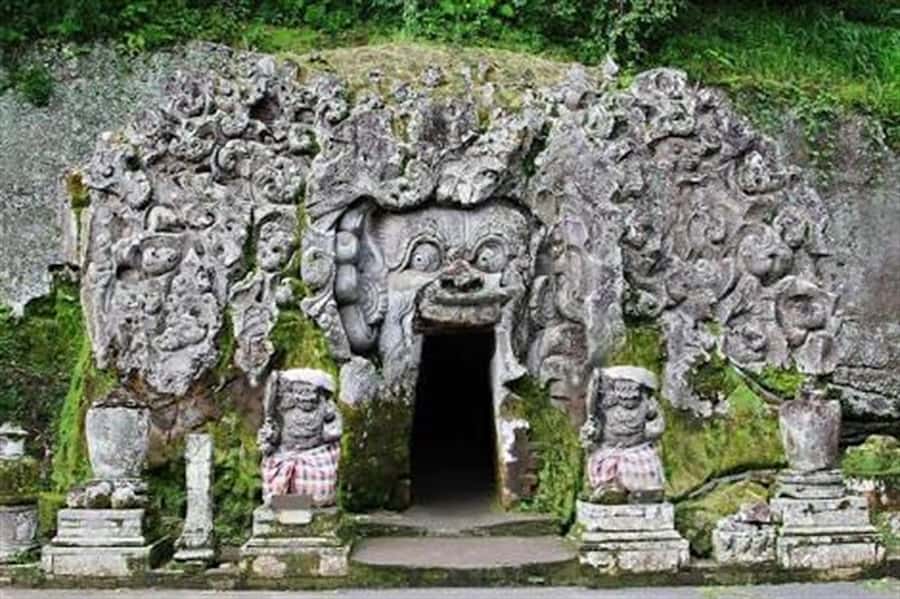 Bali: Sacred Temples and Sunset Private Tour - Why this temple tour works as a first day in Bali