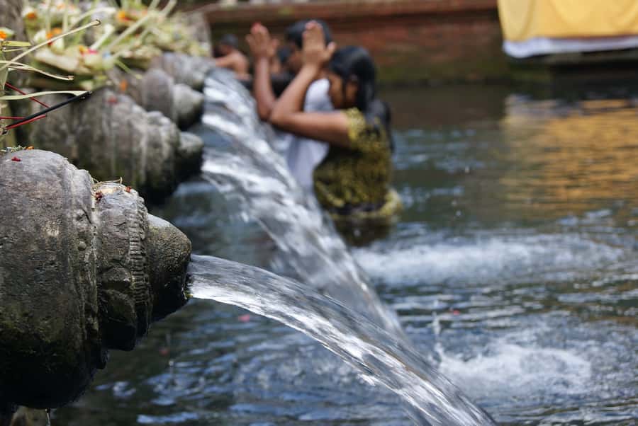 Bali: Sacred Temples and Sunset Private Tour - Gunung Kawi Sebatu and the Pakerisan River setting