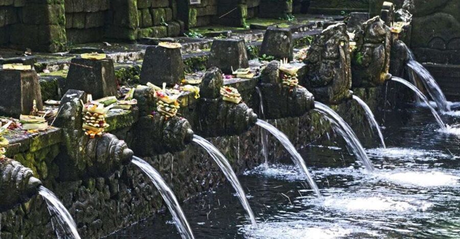 Bali: Sacred Temples and Sunset Private Tour - Who should book this nine-hour day?