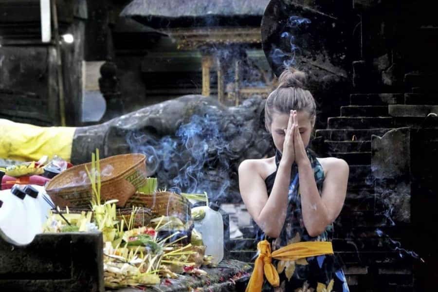 BALI :Sanctuary Monkey forest, rice terrace Water temple - Coffee, tea, and the civet coffee stop