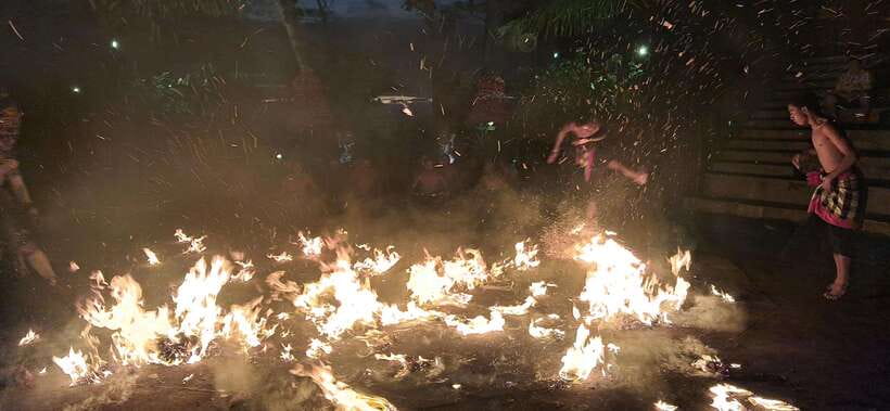 Bali: Tanah Lot Temple Sunset Kecak & Fire Dance Show Ticket - What the $6 price really gets you