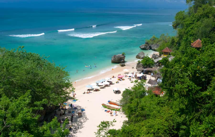 Bali: Uluwatu Beaches Tour with Padang Padang and Suluban - Melasti Beach for a calmer swim