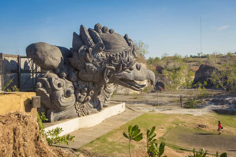 Bali Uluwatu: Garuda Wisnu Kencana Entrance Ticket - Allow two to four hours, not just one quick photo