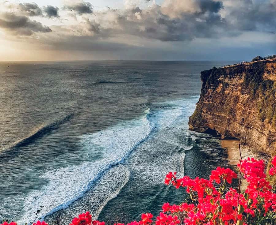 Bali: Uluwatu Temple Tour with Optional Kecak Dance Ticket - Adding lunch or the Kecak Fire Dance