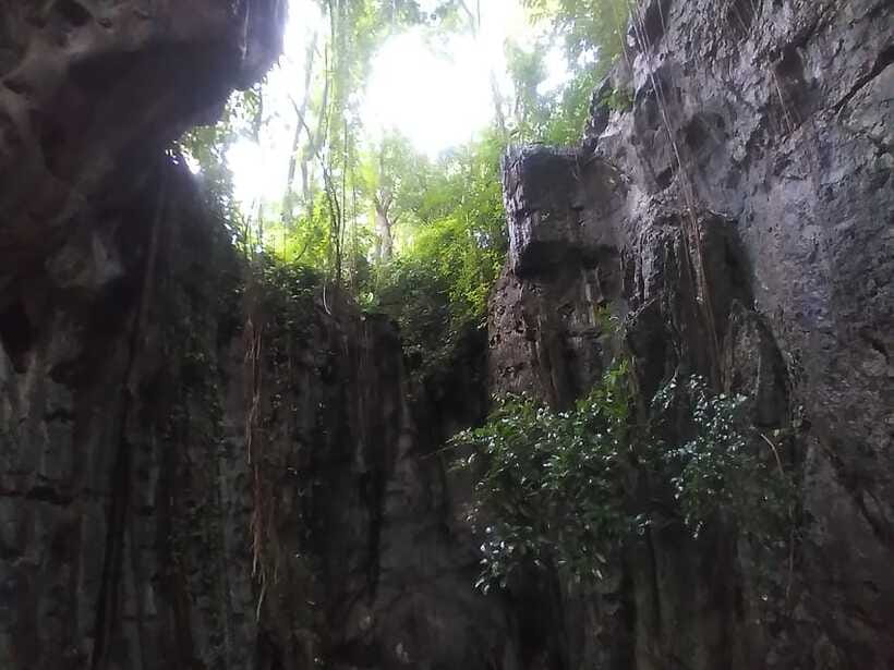 Bamboo train. Phnom Sampove cave. Bat cave and Banan Temple - Sunset and the famous bat cave