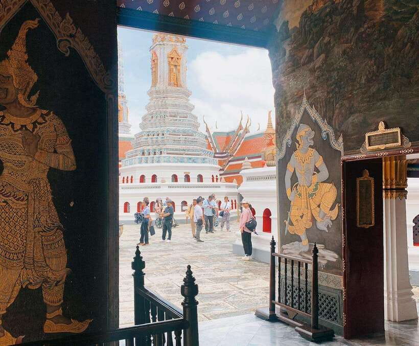 Bangkok: 2 Hours Grand Palace & Wat Pho Private Tour - What the $51 price really includes