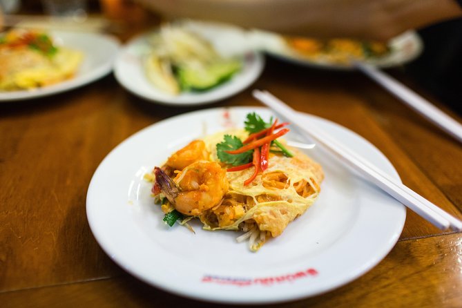 Bangkok by Night: Temples, Markets and Food Tuk-Tuk Tour - Starting at Krung Thonburi BTS Station