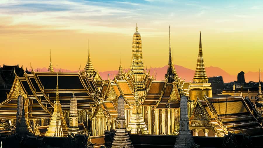 Bangkok: City Highlights Private Tour with Palace & Temples - Key points to know