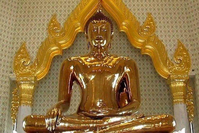 Bangkok City Highlights Tour: Grand Palace & Three Iconic Temples - Wat Arun brings the best river views