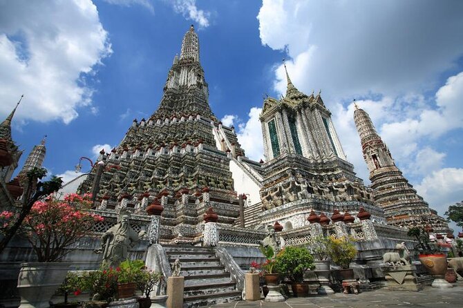 Bangkok City Highlights Tour: Grand Palace & Three Iconic Temples - Group or private tour: which gives better value?