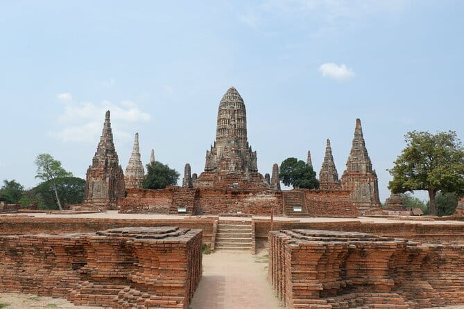 Bangkok Classic 3-Temples With Buffet Lunch Day Tour - Wat Paknam adds a quieter final chapter