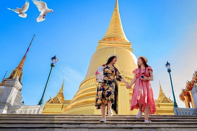 Bangkok Classic 3-Temples With Buffet Lunch Day Tour - Two hours inside the Grand Palace
