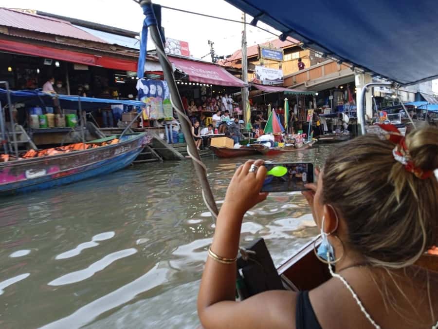 Bangkok: Dragon Temple, Roots Temple and Amphawa in spanish - Comfort, timing, and practical details