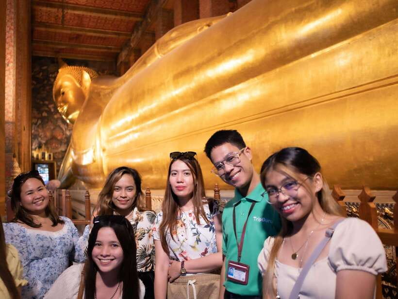 Bangkok: Evening Tour with Wat Arun, Wat Pho & Tuk Tuk Ride - The 30-minute tuk-tuk ride to Chinatown