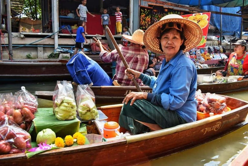 Bangkok: Famous Markets and Dragon Temple Guided Day Tour - Why this three-stop day works from Bangkok