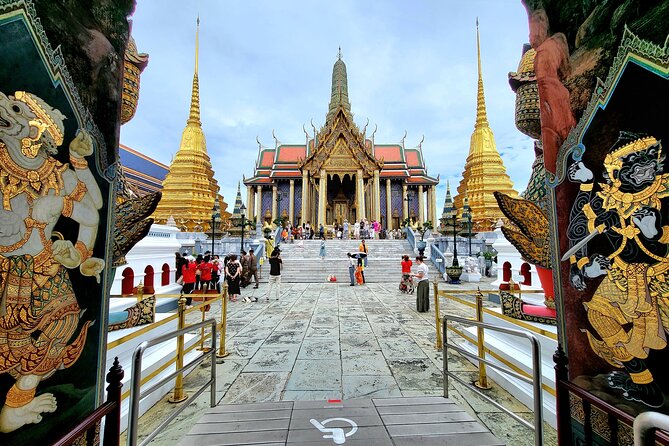 Bangkok Grand Palace and Temples Private Tour - What to expect from the guide