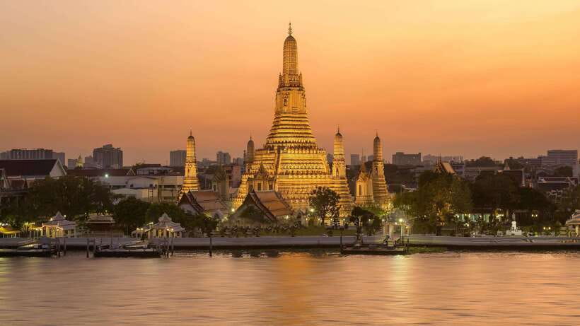 Bangkok: Grand Palace, Wat Pho, and Wat Arun Guided Tour - Why this temple tour works well in Bangkok