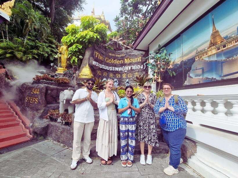 Bangkok: Grand Palace, Wat Pho, Wat Arun and Wat Sa Ket Tour - Wat Saket and the Golden Mount finish