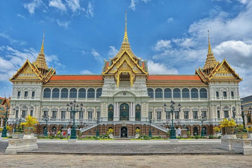 Bangkok: Grand Palace, Wat Pho, Wat Arun Sacred & Local Tour - Why this route works well for a first Bangkok visit