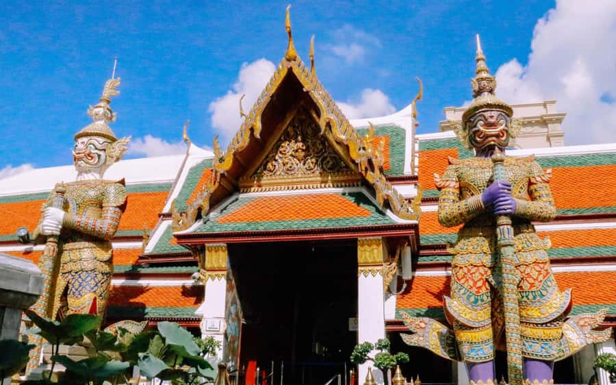 Bangkok: Grand Palace, Wat Pho, & Wat Arun Walking Tour - Key points to know before booking