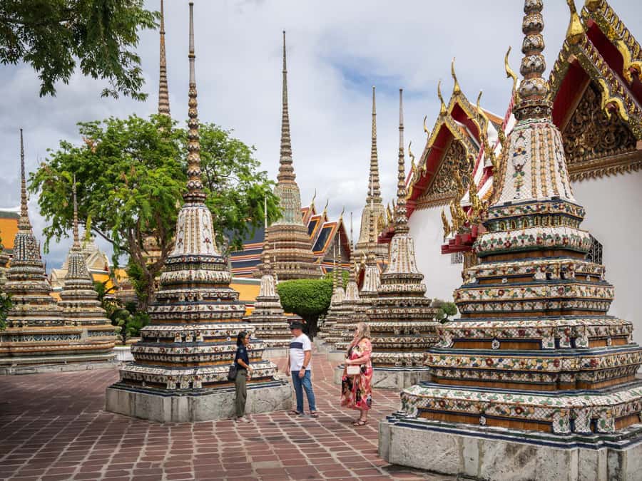 Bangkok: Grand Palace, Wat Pho with Mango Dessert Tastings - What the $65 price covers