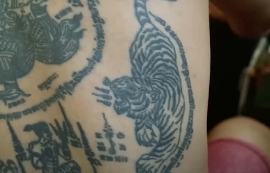 Bangkok: Hand-Poke Tattoo Guide at Wat Bang Phra & Blessing - Who should book this experience