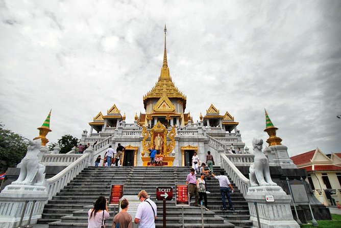 Bangkok Heritage Highlights: Grand Palace & Three Temples Tour - Wat Pho and its enormous reclining Buddha