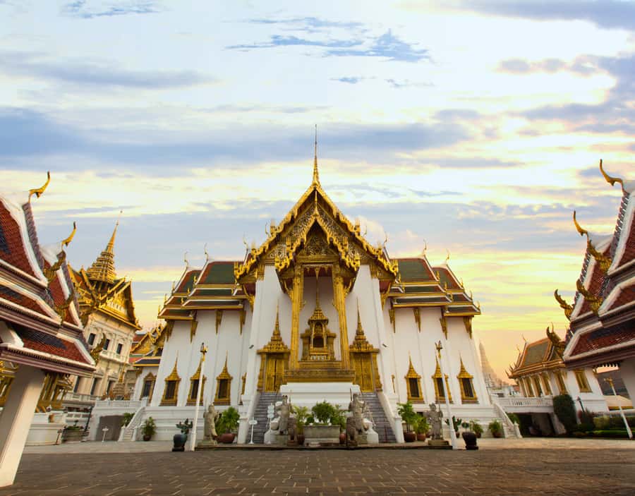Bangkok: Highlights Tour wth Grand Palace & Must See Temples - Wat Pho and the reclining Buddha