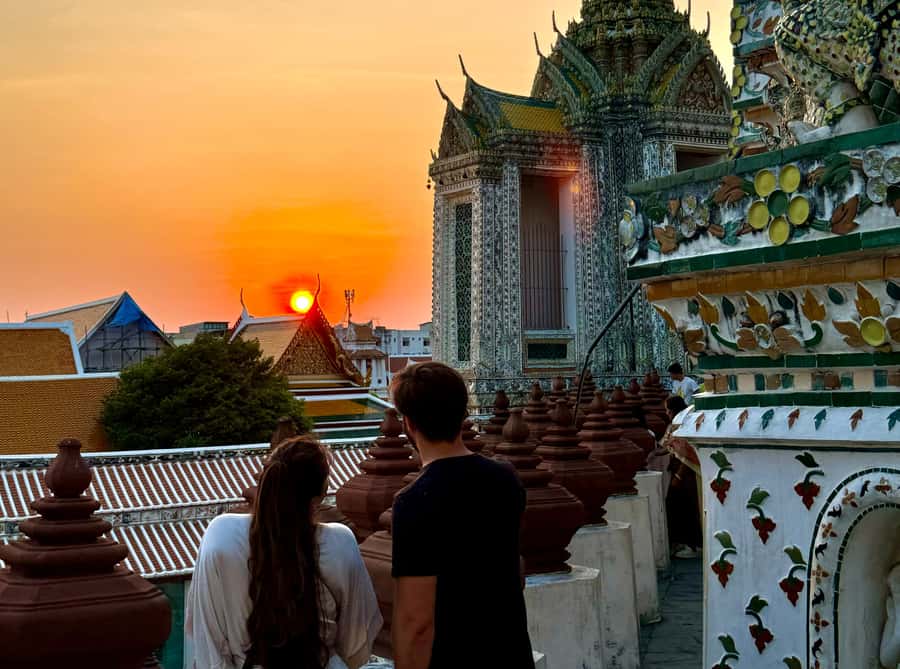 Bangkok: Highlights with Food Tour & Sunset in Wat Arun - Why this Bangkok evening works so well