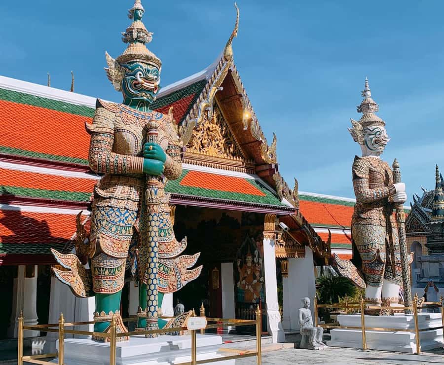 Bangkok: Iconic Temples Private Tour - Wat Pho and the Reclining Buddha