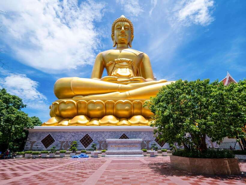 Bangkok: Longtail Boat Canal Tour to Wat Arun - Back through the canals to the Chao Phraya River
