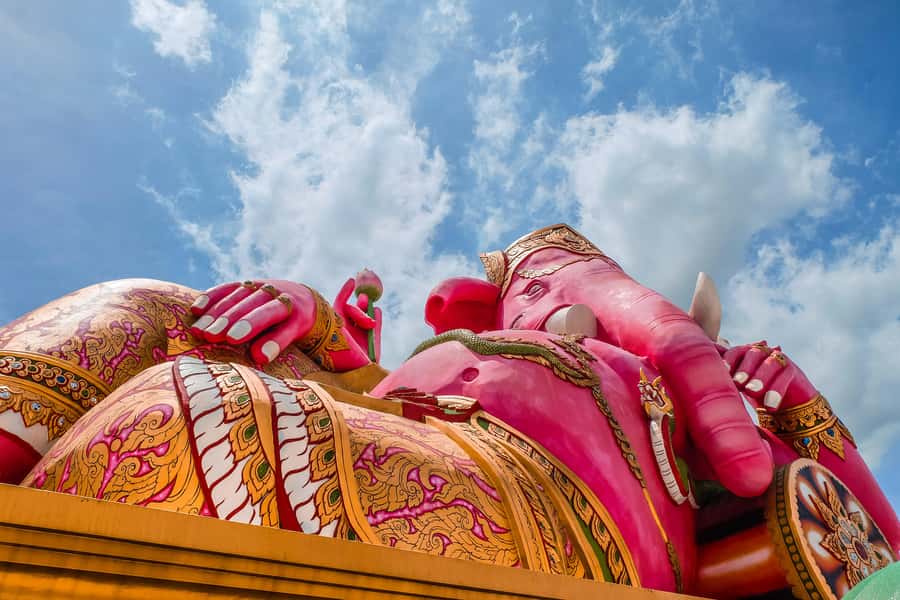 Bangkok: Lord Ganesha Temple Tour - The early ride from Bangkok to the first temple