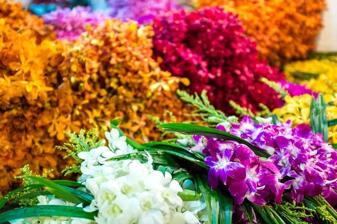 Bangkok: Night Bike Tour with Temples & Flower Market Visit - Rama VIII Bridge and the first wide city view
