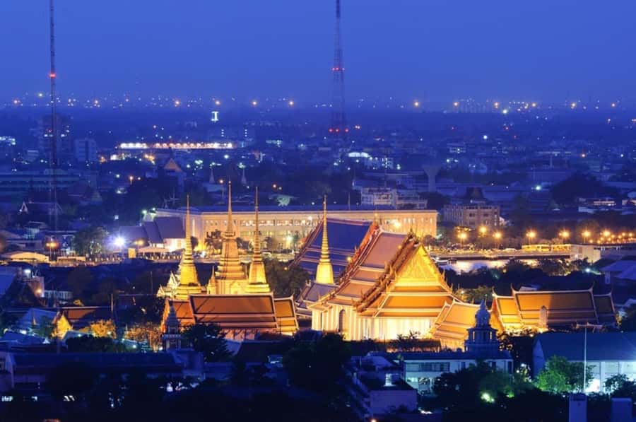 Bangkok:Private Guided Tour |Grand Palace, Wat Pho, Wat Arun - Wat Arun and the steep climb to the river view