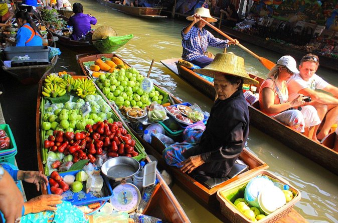 Bangkok: Railway and Floating Market Tour + Dragon Temple - Should you book this Bangkok day trip?